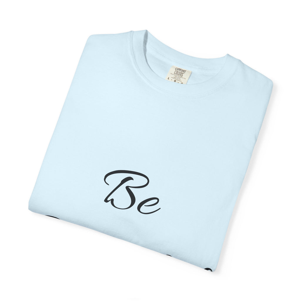 Be Grateful T-Shirt — Inspirational Script Tee for Thanksgiving & Everyday Gratitude